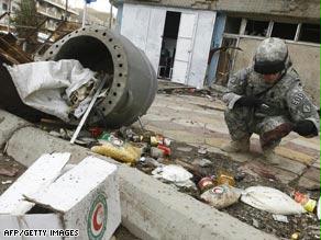 من التفجير الانتحاري في بغداد