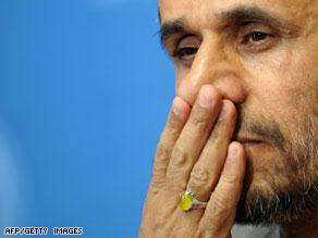 أحمدي نجاد يتراجع عن ''حل الدولتين''