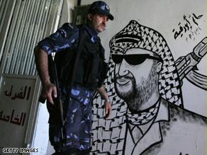 قوات الأمن الفلسطينية تقول إن مسلحي حماس رفضوا الاستسلام
