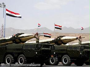 السلطات اليمنية تطشف مخازن أسلحة للحوثيين فيها أسلحة إيرانية الصنع 
