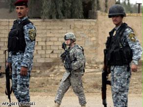 ستنسحب القوات الأمريكية بالكامل من العراق في 2011
