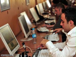 هل العرب مستعدون لحرب الفضاء الإلكتروني؟