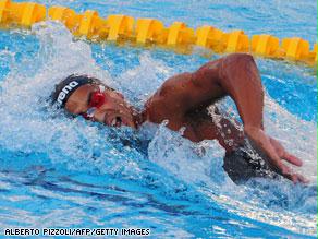 السباحة تعد من التمارين الرياضية القوية أو الشاقة
