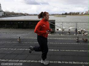 التمارين الرياضية مفيدة لمن تجاوزن الثلاثين في التصدي لسرطان الثدي، كما ترجح الدراسة