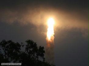 صورة لإطلاق المكوك الفضائي الذ حمل المسبار ''تشاندريان1'' إلى القمر