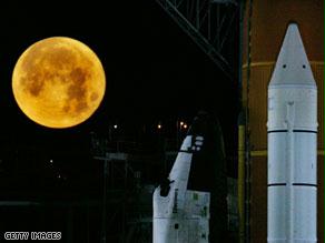 القمر.. محطة لتقديم الخدمات في الفضاء مستقبلاً؟