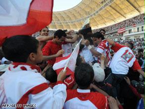 الجماهير التونسية سعيدة بتأهل الترجي