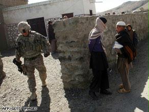 قررت الإدارة الأمريكية إرسال 21 ألف جندي إضافي لأفغانستان