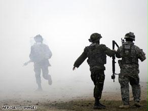 تعهد التحالف بزيادة حجم قواته في أفغانستان للتصدي للعودة القوية للحركة