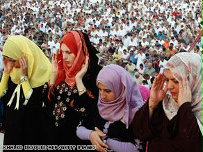 الحجاب يثير أزمة جديدة بين المسلمين والغرب