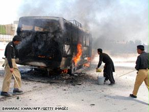 الحرب على طالبان أدخلت باكستان في موجة عنف