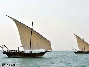 أصبحت سباقات القوارب الشراعية القديمة من أهم السباقات في الخليج