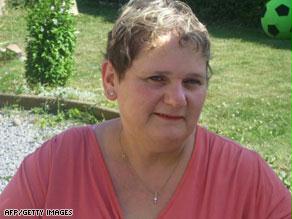 كوترز أخفت حملها المتكرر وقتل أطفالها الثمانية عن أسرتها طوال 17 عاماً
