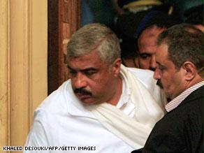 هشام طلعت مصطفى يتخلص من ''كابوس'' الإعدام بعد تخفيف معاقبته إلى السجن