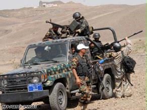 الجيش اليمني يخوض مواجهات طاحنة مع ''متمردين'' و''متشددين'' بمختلف الأنحاء