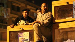 أعربت الخارجية الأمريكية عن قلقها إزاء تجاوزات قالت إنها شابت الانتخابات المصرية