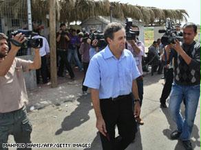 بول مارتن بعد إطلاق سراحه في غزة