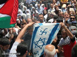 تظاهرات منددة بإسرائيل بعد استيلائها على أسطول الحرية