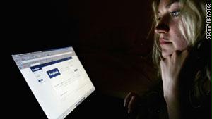 فيسبوك يكشف المتهربين من الجيش
