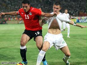 من المباراة السابقة بين مصر والجزائر