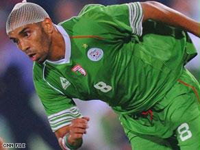 خالد لموشية، لاعب المنتخب الجزائري