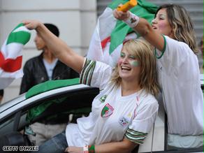 الجزائريون احتفلوا بتأهل ''الخُضر'' للمونديال على حساب ''الفراعنة''