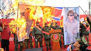 عسكريون كوريون ينتقدون تعامل حكومة سيؤول مع ''اعتداءات'' بيونغ يانغ