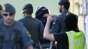 الشرطة الإسبانية تمكنت من اعتقال المشتبه به بعد الانتهاء من نفيذ مخططه