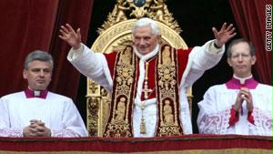 البابا دعا إلى تضامن دولي يعزز السلام العالمي