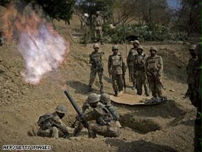 الجيش الباكستاني يكثف عملياته لملاحقة مسلحي طالبان