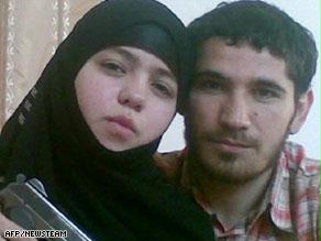 زينات عبد اللييفا إحدى فتاتين نفذتا الهجوم على مترو أنفاق موسكو مع زوجها