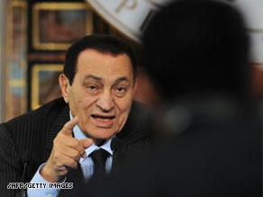 يديعوت أحرونوت قالت إن إسرائيل قلقة من مرض السرطان الذي يعاني منه حسني مبارك