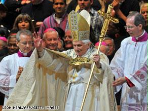 البابا يقود مراسم تطويب الكاردينال نيومان
