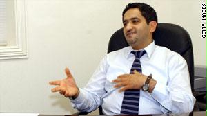منصور الجمري أعلن تحمله مسؤولية نشر الأخبار المفبركة
