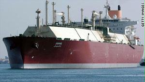 قطر تستند إلى عوائد ضخمة من مبيعات النفط والغاز