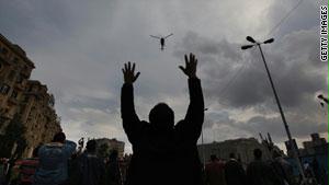 يأمل المتظاهرون إجبار مبارك على الرحيل في تجمع ''جمعة الرحيل''