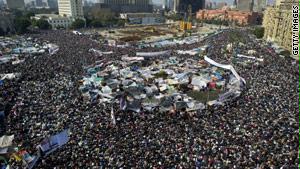 ميدان التحرير خلال المظاهرات