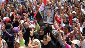 ائتلاف الثورة بمصر يرفض خطاب ''العسكري'' وينظم مسيرة إلى ''الوزراء''