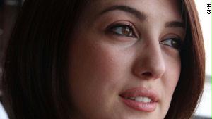 الممثلة السورية كندة علوش