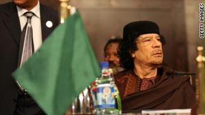 القذافي أنكر وجود مظاهرات في الشارع