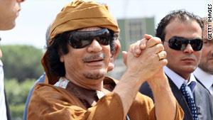 رايس أعادت دعوة القذافي للرحيل