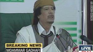 القذافي أثناء كلمته