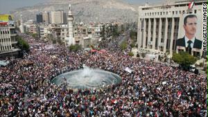 من مظاهرة مؤيدة للأسد في سوريا