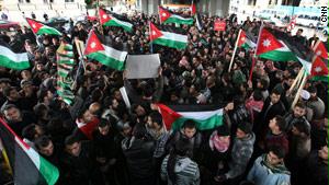 تعديل الحكومة الأردنية جاء وسط احتجاجات صاخبة تنادي برحيلها