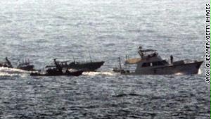 اقتادت البحرية الإسرائيلية القارب عقب اعتراضه إلى ميناء ''أسدود''