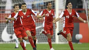 المنتخب السوري.. المنتخب العربي الوحيد الذي حقق الفوز بالدور الأول