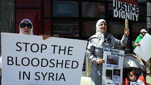 من احتجاجات جرت في الغرب لناشطين سوريين ضد العنف ببلادهم