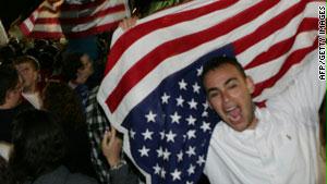 حشود أمريكية خرجت للإعراب عن فرحتها بمقتل بن لادن