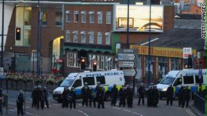 نشرت الحكومة البريطانية 16 ألف رجل شرطة في شوارع العاصمة