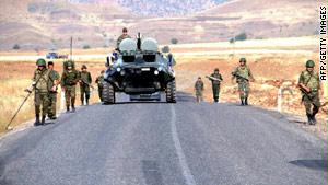 أفراد في الجيش التركي
